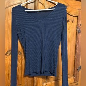 Navy garage top medium